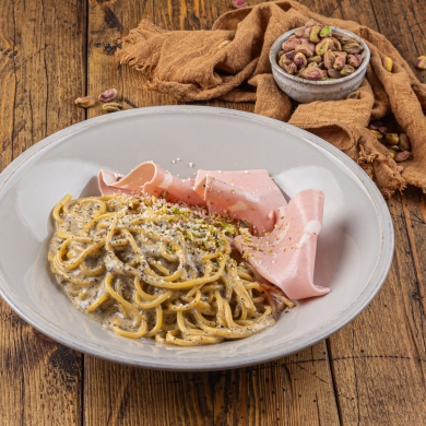 Спагетти с Мортаделлой и трюфелем