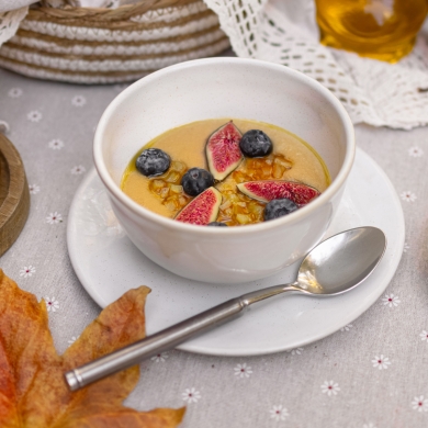 Каша манная с соленой карамелью