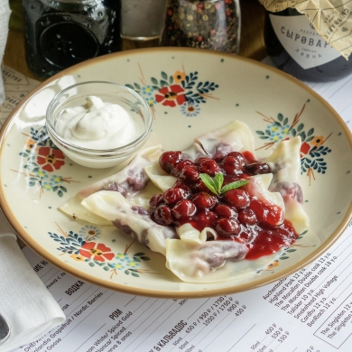 Вареники с вишней