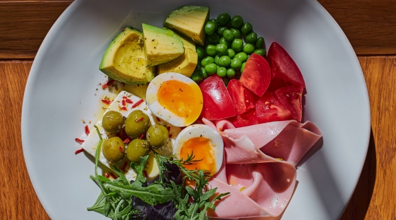 Летнее меню в «Сыроварне»:  любимые бестселлеры и долгожданные новинки