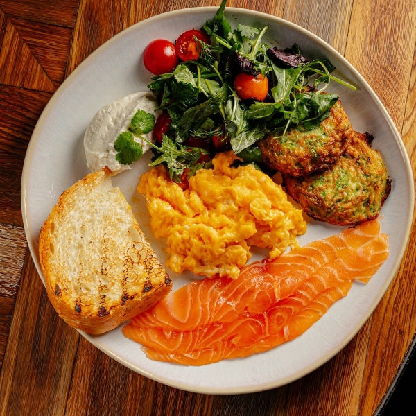 Большой завтрак с лососем