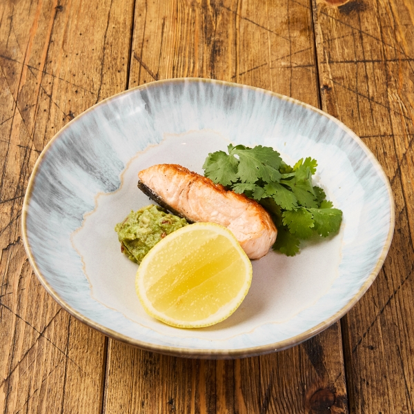 Лосось с гуакамоле