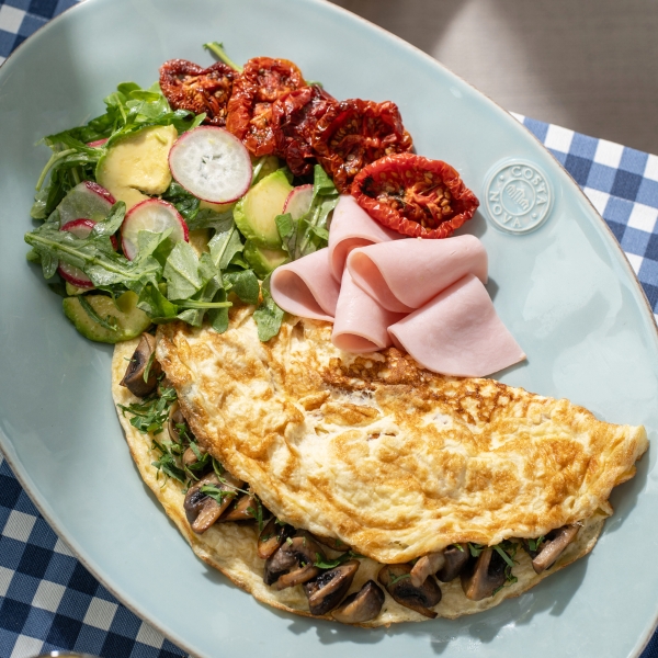 Омлет с грибами на двоих