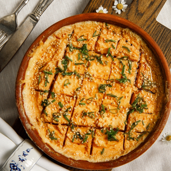 Омлет с кунжутным соусом