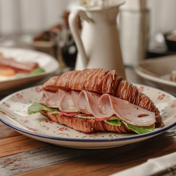 Круассан с Мортаделлой