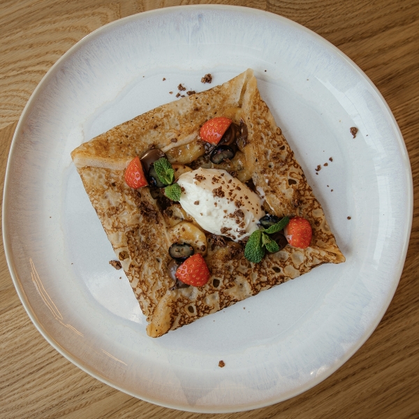 Блин-галета с карамелизированным бананом