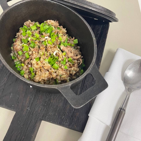 Каша гречневая с уткой и зеленым луком