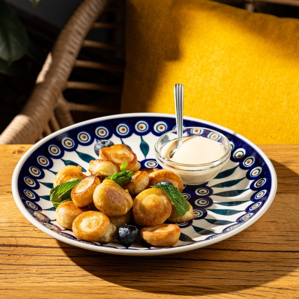 Мини-оладьи со сгущенкой