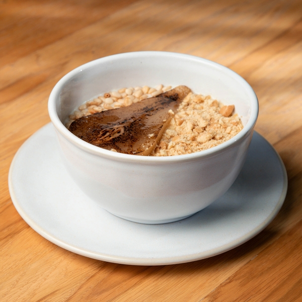 Каша рисовая с томленой грушей и медом