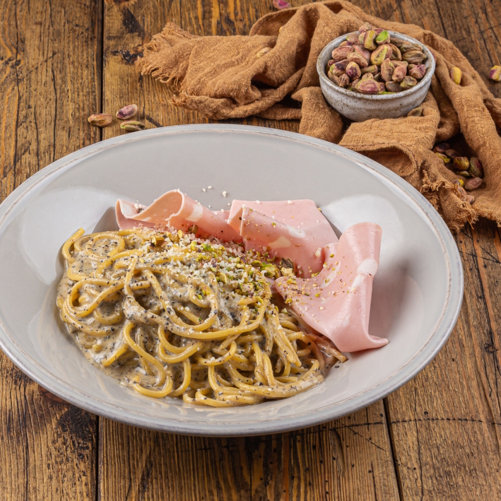 Рецепт нежной пасты с трюфелем в сливочном соусе — Italian Market